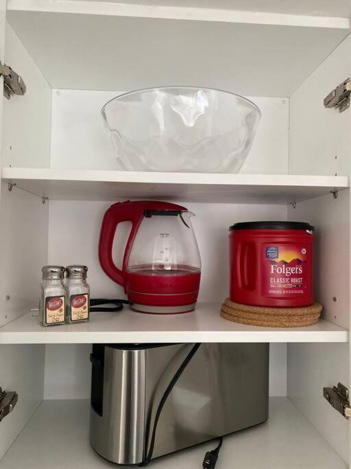 Stayover In Miami Home 2Br - 1Bth - Free Parking エクステリア 写真